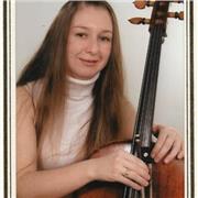 Concertista y Profesora de Conservatorio Superior. Autora de Método propio de Técnica e Interpretación Artística del violonchelo